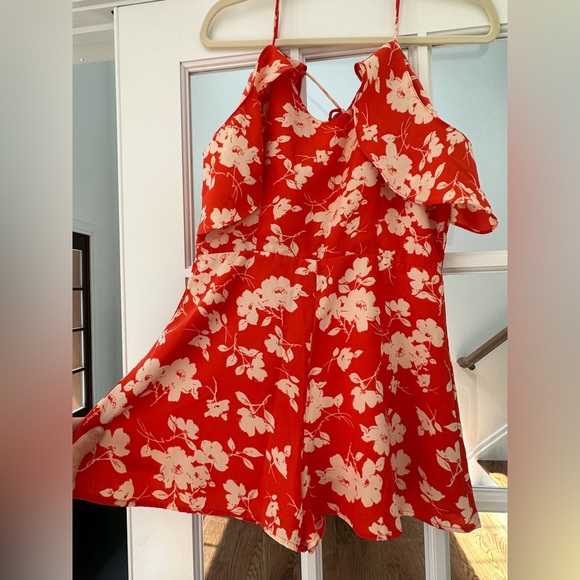 J.O.A orange floral romper - Picture 5 of 7
